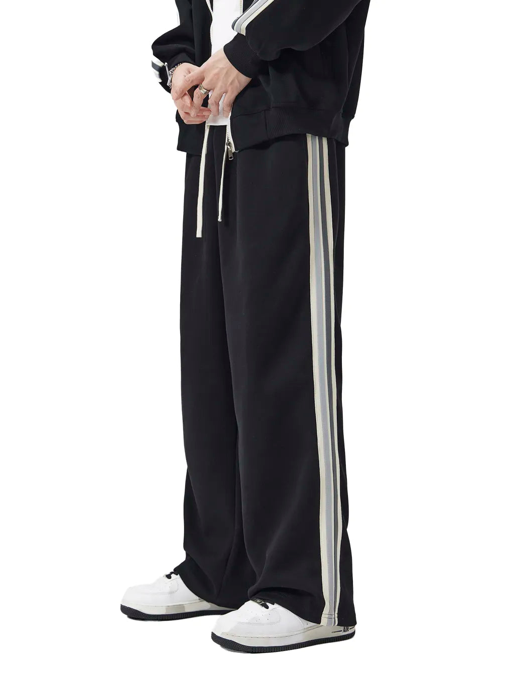 Contrast Side-Stripe Straight-Leg Pants